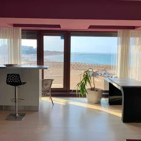 Lovely With Sea View And A Hot Tub